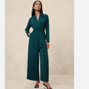Banana Republic Crepe Deep V-Neck Long Sleeve Jumpsuit Size Large